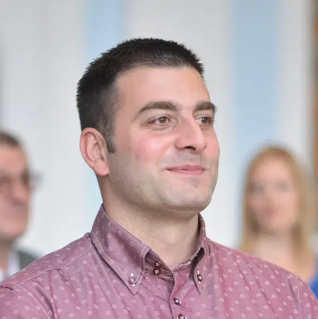 Nikola Velickovic